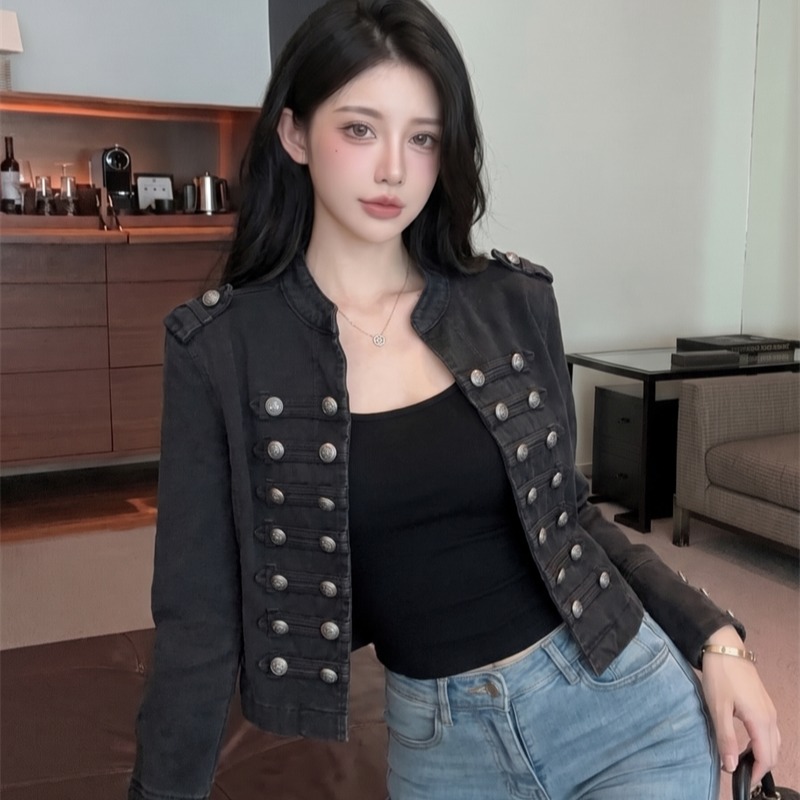 2026 Autumn New Classical Metal Ribbed Button Strap Washed Denim Short Jacket - Image 5